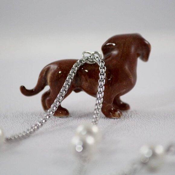 Red Dachshund Pendant & Pearl Necklace, Doxie, Weiner Dog, Pendant Necklace - Picture 5 of 8